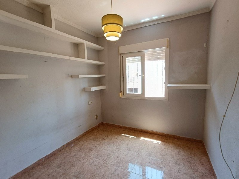Semi-detached house on Calle Einstein – Torrevieja – Alicante — image 3